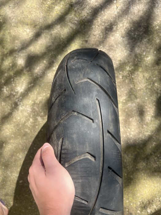 Продам шину 150/70 r17 Metzeler