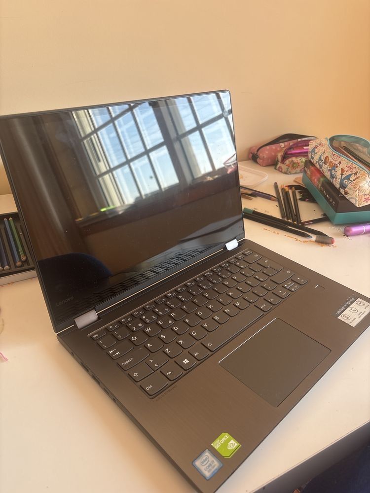 Portátil e Tablet tudo em um Lenovo yoga 8GB RAM i5 11GEN