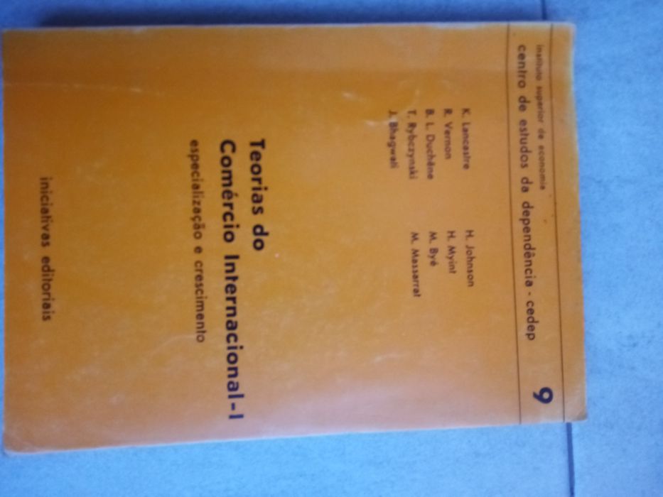Teoria de Comércio Internacional - Vários Autores
