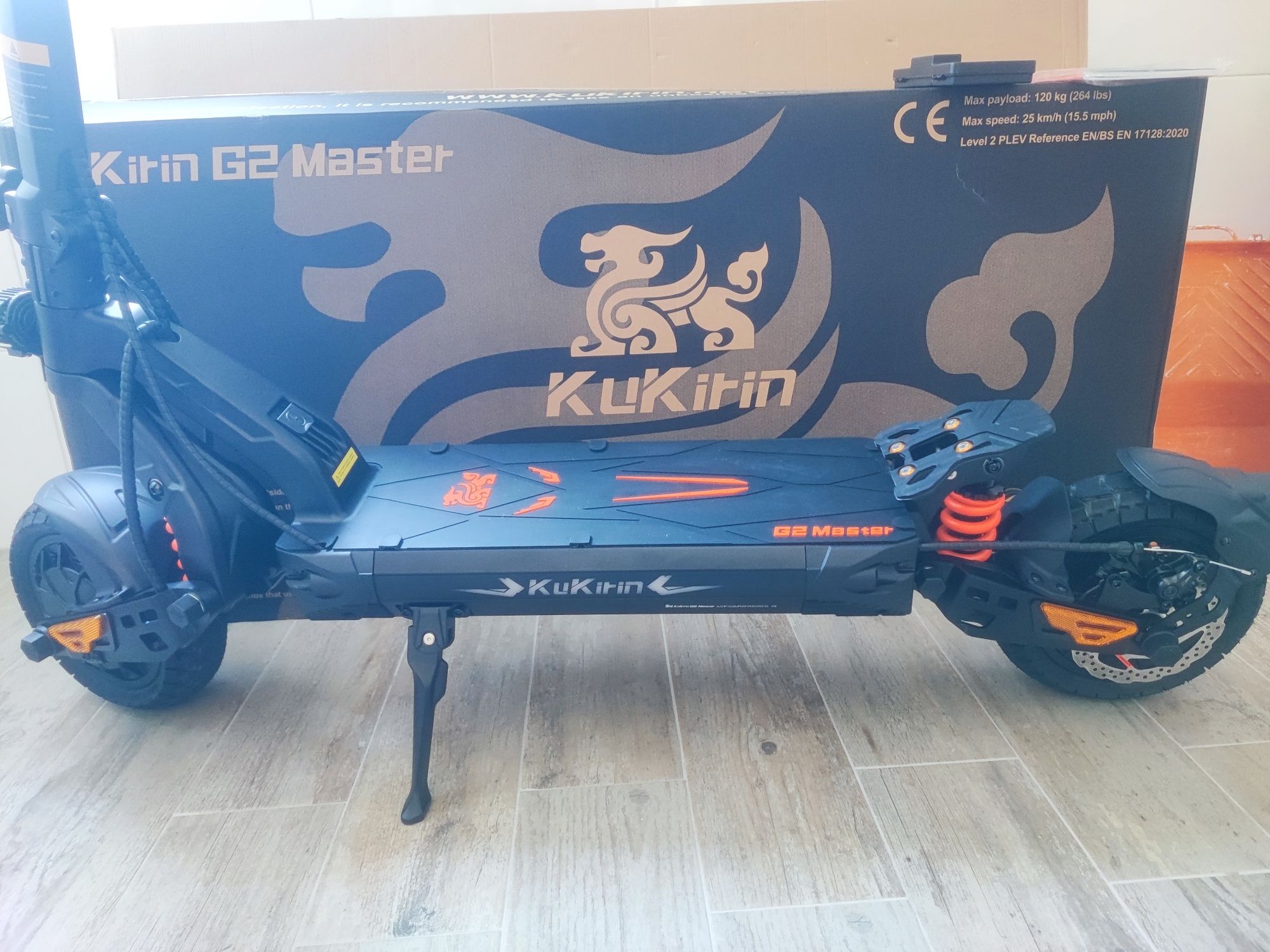 Vendo trotinete kukirin master 2025 comprada em agosto