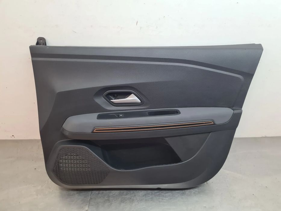 Forra porta / quartela frente direita DACIA Sandero III