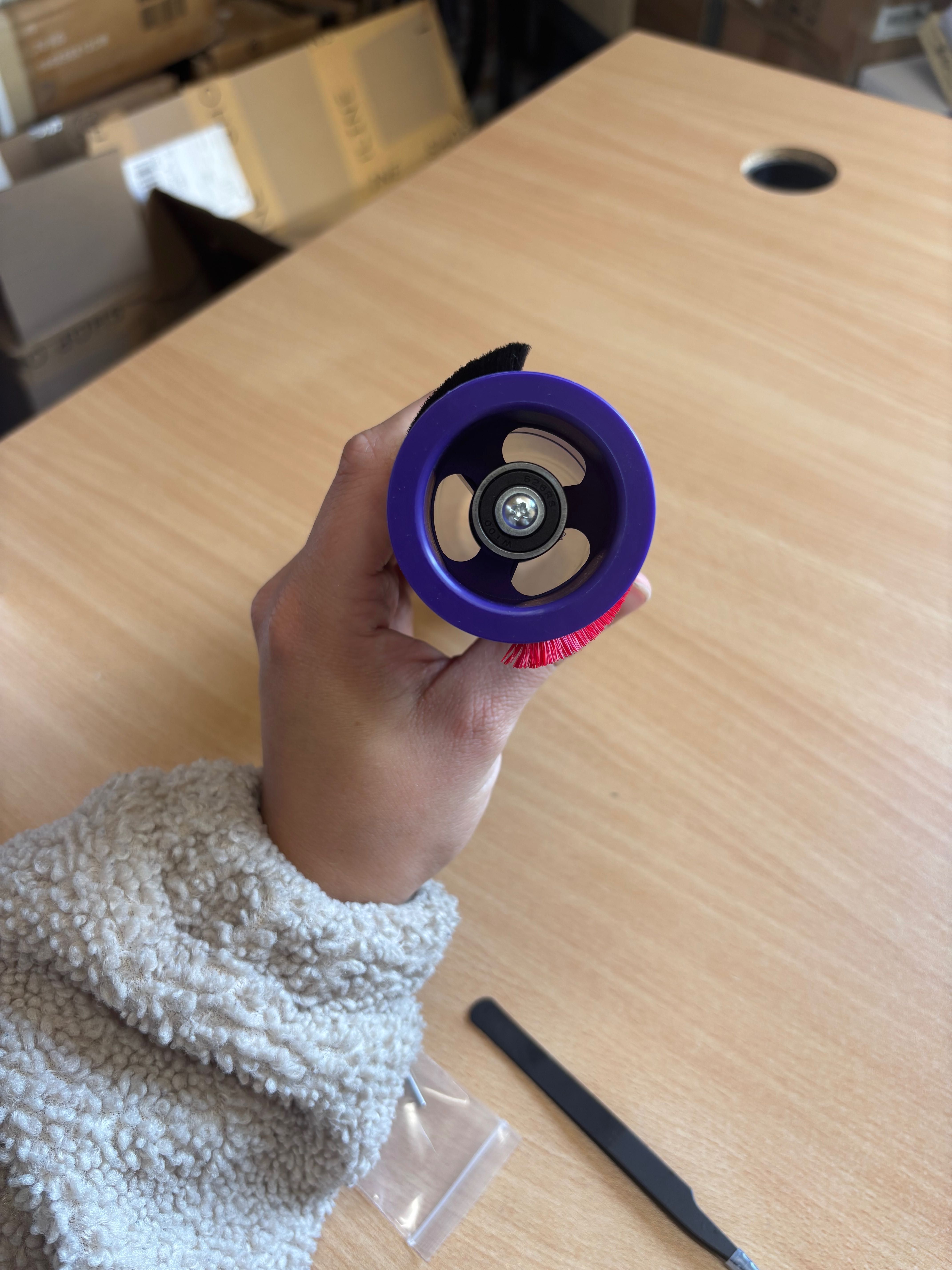 Dyson Szczotka drążkowa część kompatybilna z V8