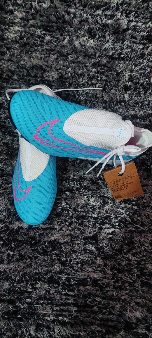 Nike Phantom GX Academy novas