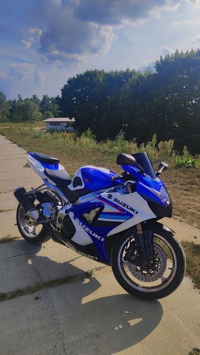 Suzuki gsxr1000 k7