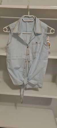 Koszula bez rękawów firmy Reserved kolor błękitny imitacja jeansu 146