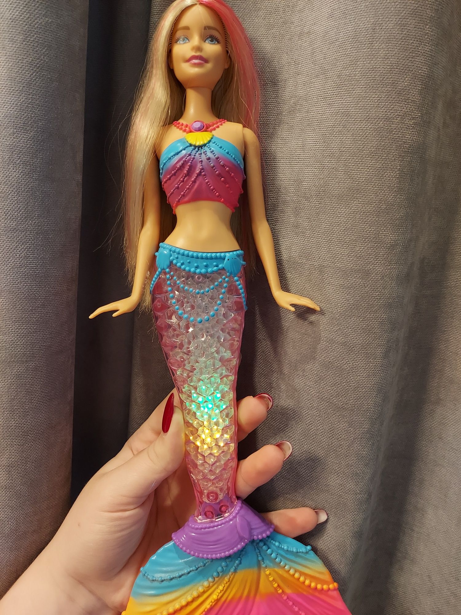 Лялька барбі  Barbie русалонька Русалочка Яскраві вогники