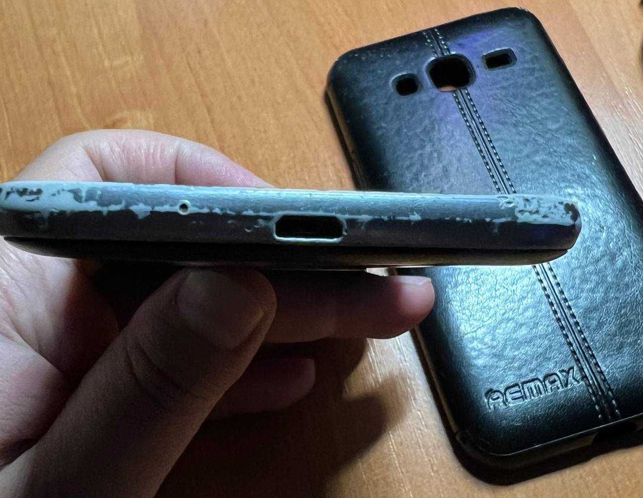 Samsung
Galaxy J3 (SM-J320H/DS)