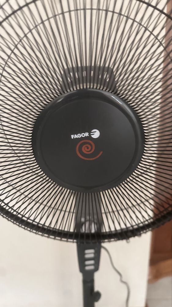 Tenho para venda ventoinhas marca fagor potentes e com  programador