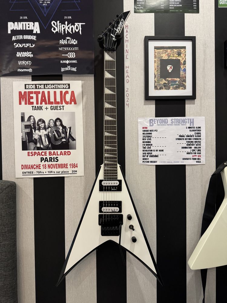 Guitarra Jackson King V JS32