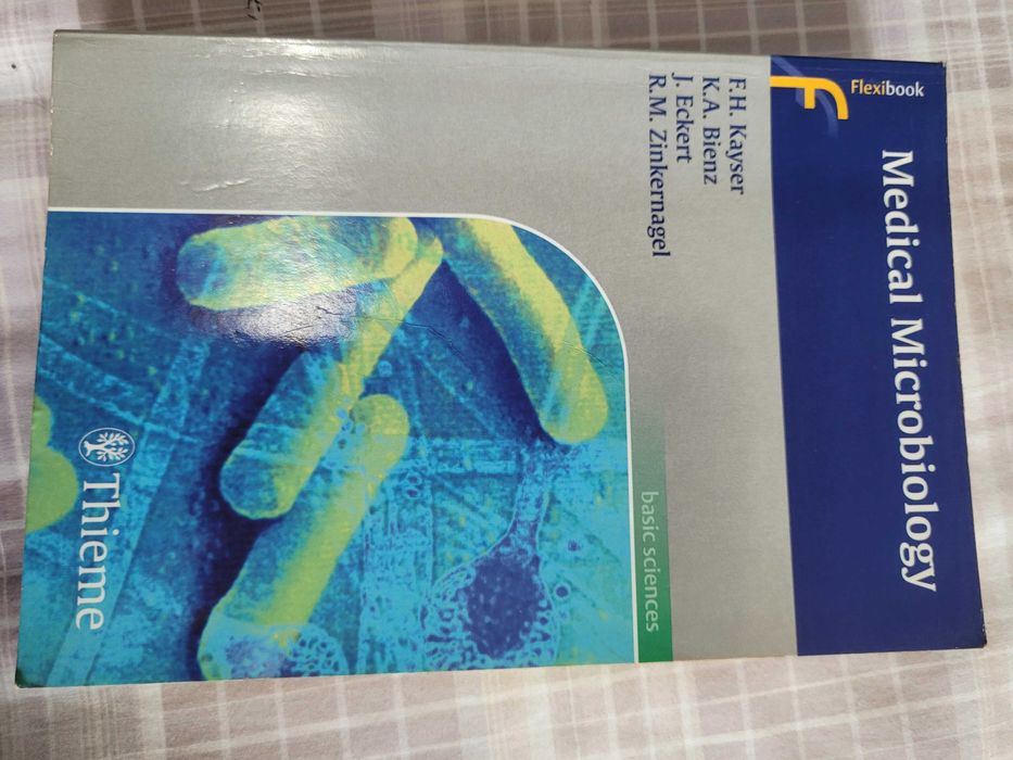 Livro Medicina Microbiologia "Color Atlas of Microbiology" da Thieme