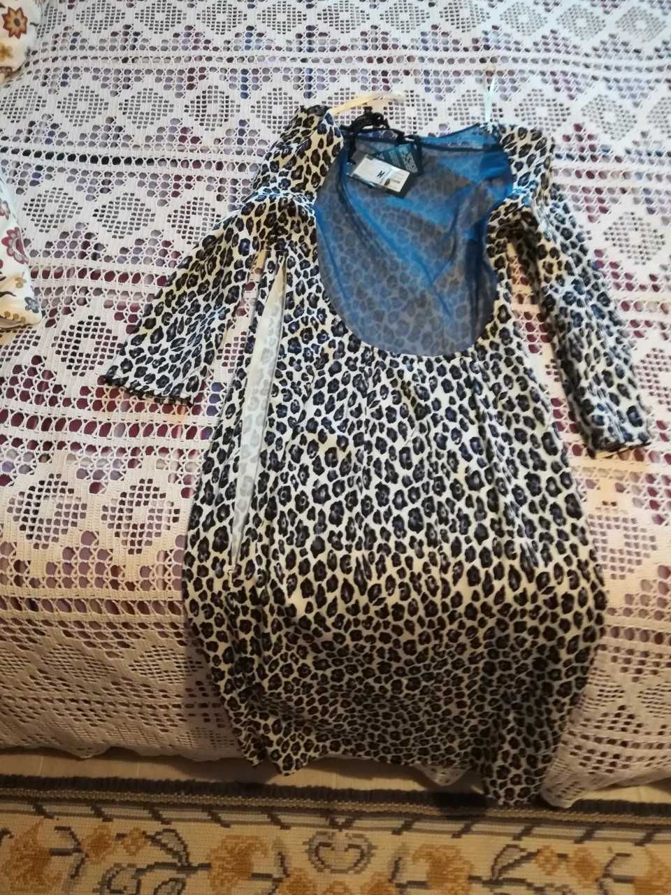 Vestidos da marca Elisabetta Franchi,. tenho dois para venda