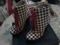 Botas Iron Fist 37 novas em caixa - 50 € - Lisboa