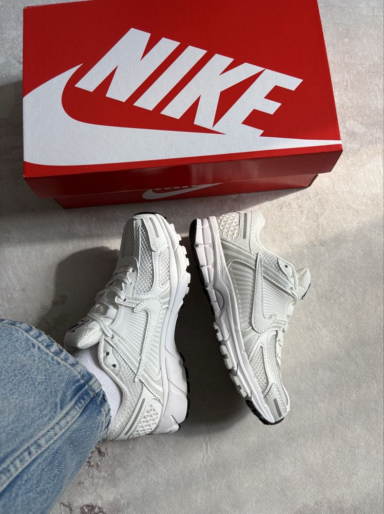 Nike Air Zoom Vomero 5 White