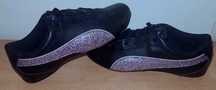PUMA Buty/adidasy sportowe  Czarne z fioletem/zdobione Stan Bdb+ r 37