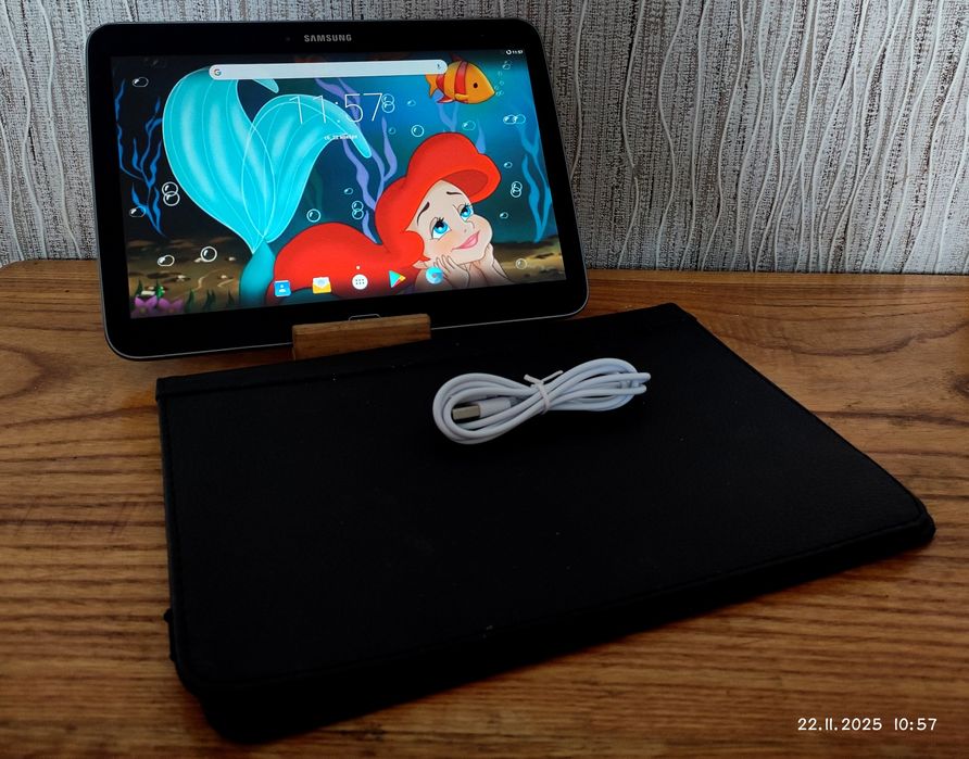 Планшет 10 дюймов Samsung Galaxy Tab 2/16 android 7.1 WiFi + чехол