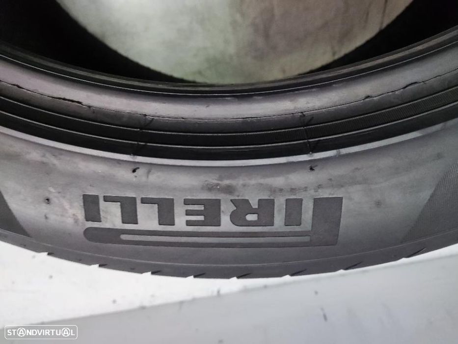 2 pneus semi novos 295-40r20 pirelli - oferta dos portes