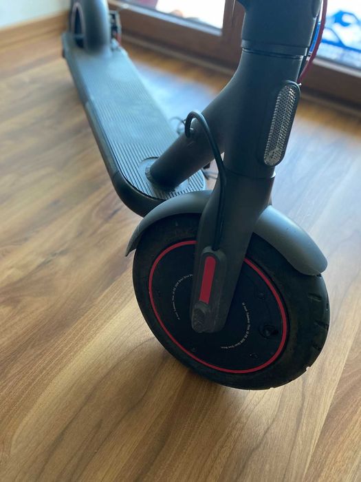 Hulajnoga elektryczna Xiaomi Scooter 4 PRO