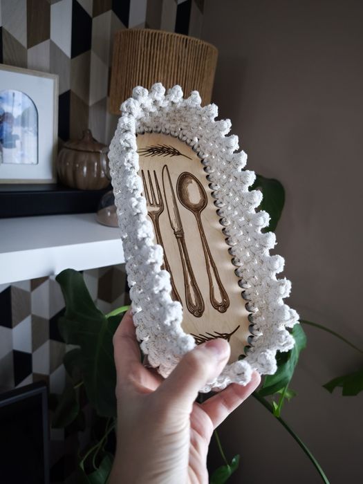 Koszyczki na sztućce, koszyczek makrama na prezent