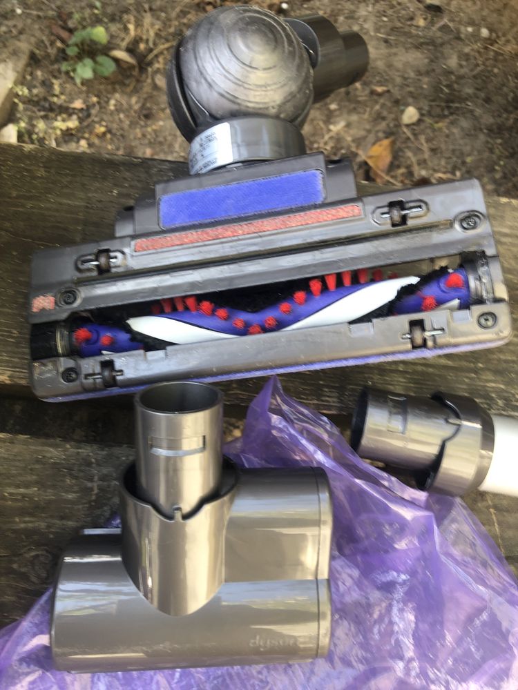 Dyson DC34 Animal odkurzacz reczny w bardzo dobrym stanie