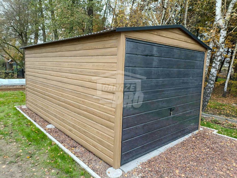 Garaż blaszany 3x6m Brama uchylna Drewnopodobny Dach dwuspadowy GP445