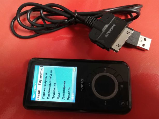 MP3 плеер 2Gb SanDisk Sansa e250