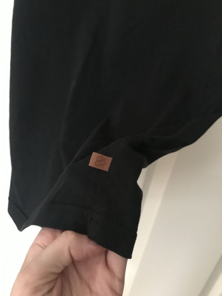 Muuv sukienka Larme black XS
