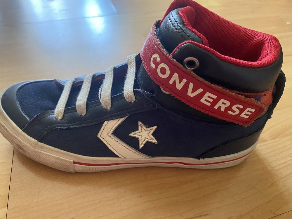 Converse wysokie czesciowo skórzane rozmiar 34