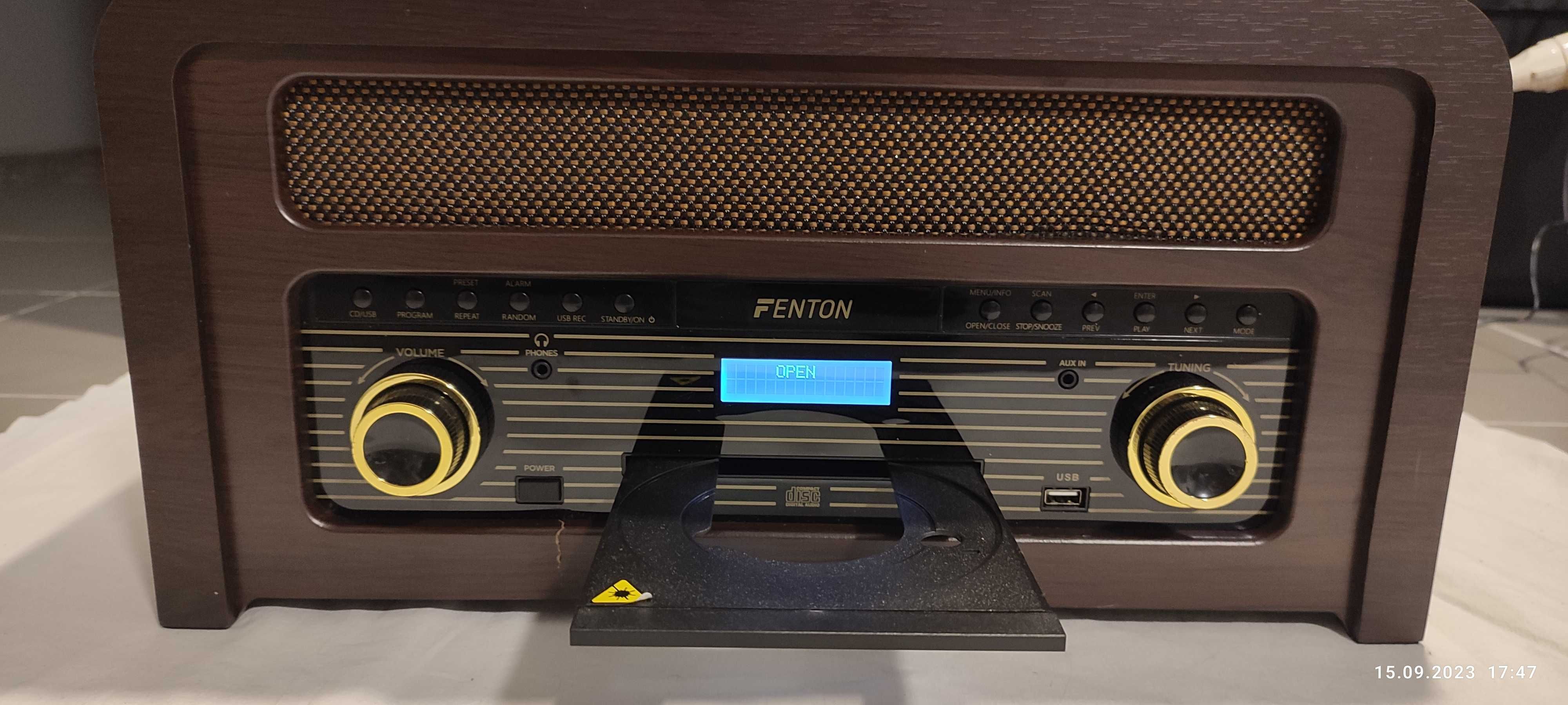 Gramofon Nashville CD DAB+/FM, ciemne drewno