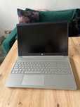 Laptop HP 15s fq2011nw złoty