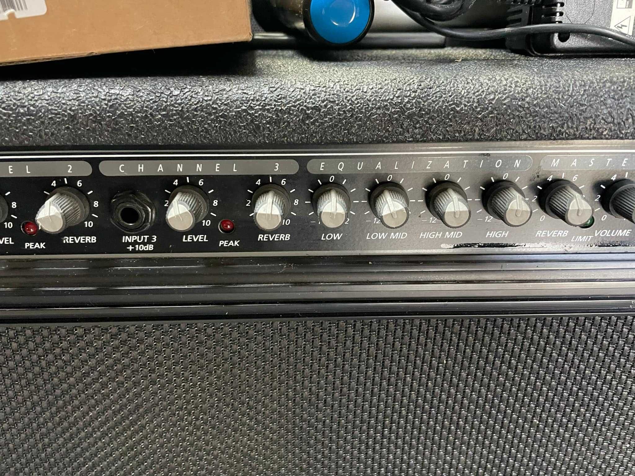 Wzmacniacz Crate KX-80 ( keyboard , bas , akustyk )
