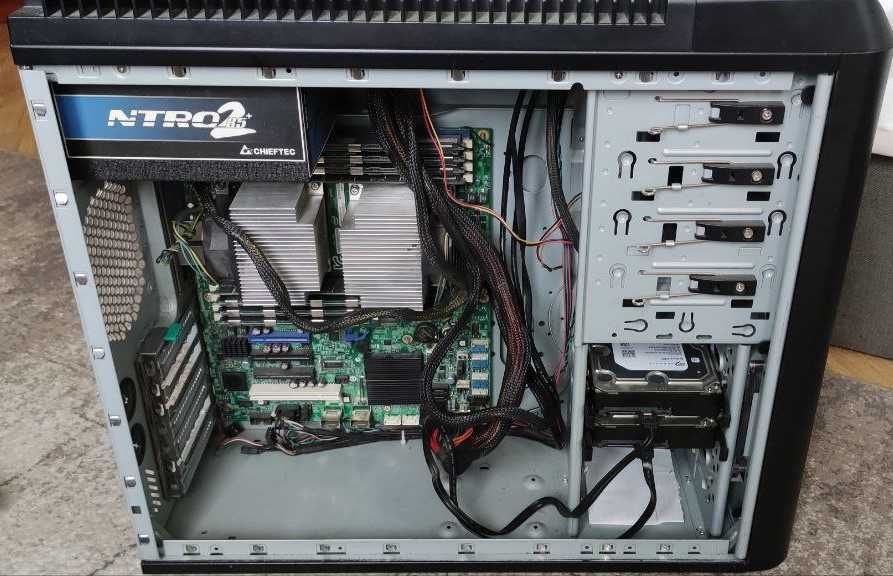 Сервер на бізі ATX МП s1356 Intel S2400SC G18552-403