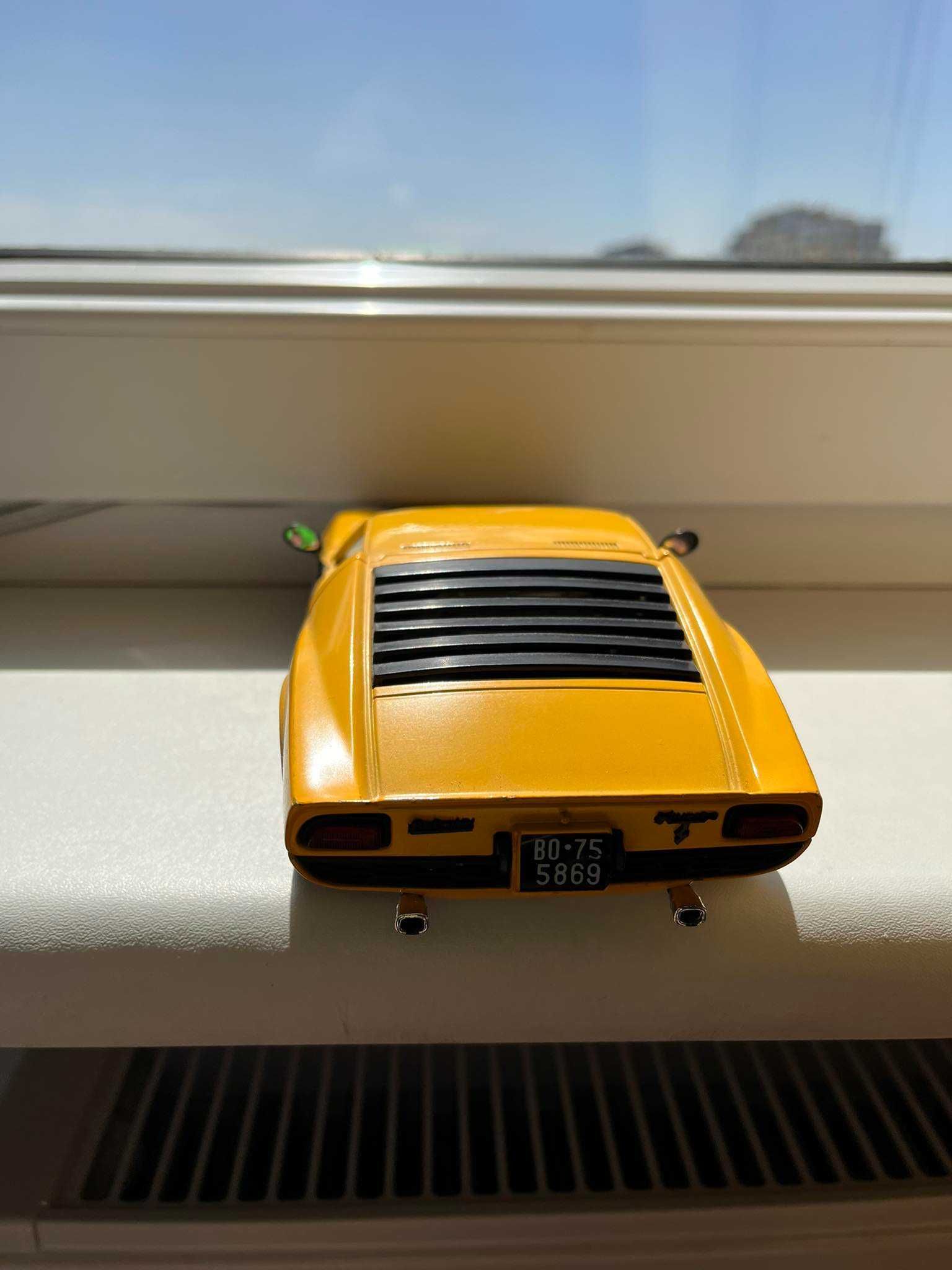 Lamborghini Miura Polistil model 1:18