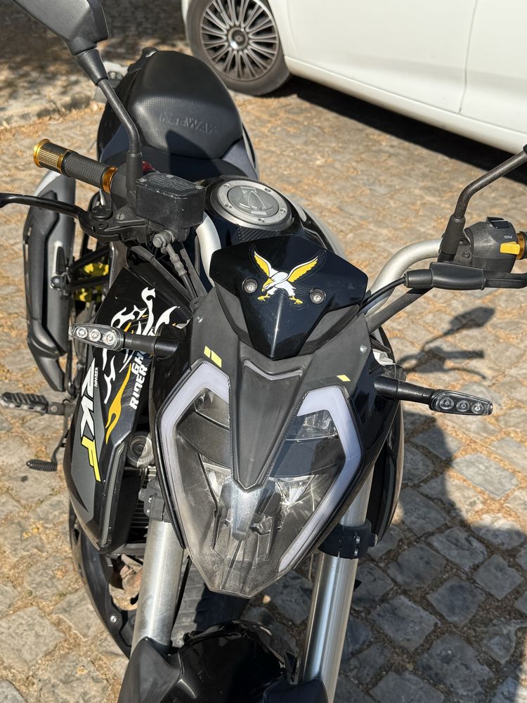 Vendo mota Keeway 125cc