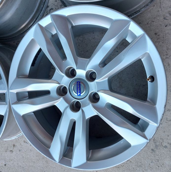 Диски Volvo R 17 5 108 CX S V