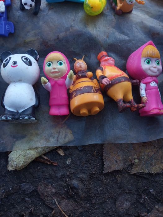 Продам набір іграшок.