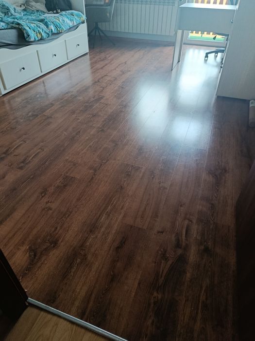 Panele podłogowe AC4