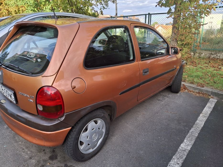 Sprzedam Opel Corsą 1,2 automatyczna skrzynia biegow