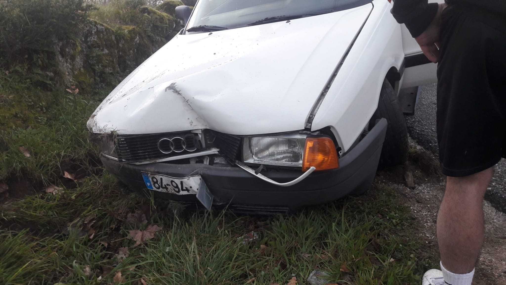 Carro pra peça ou arrumar