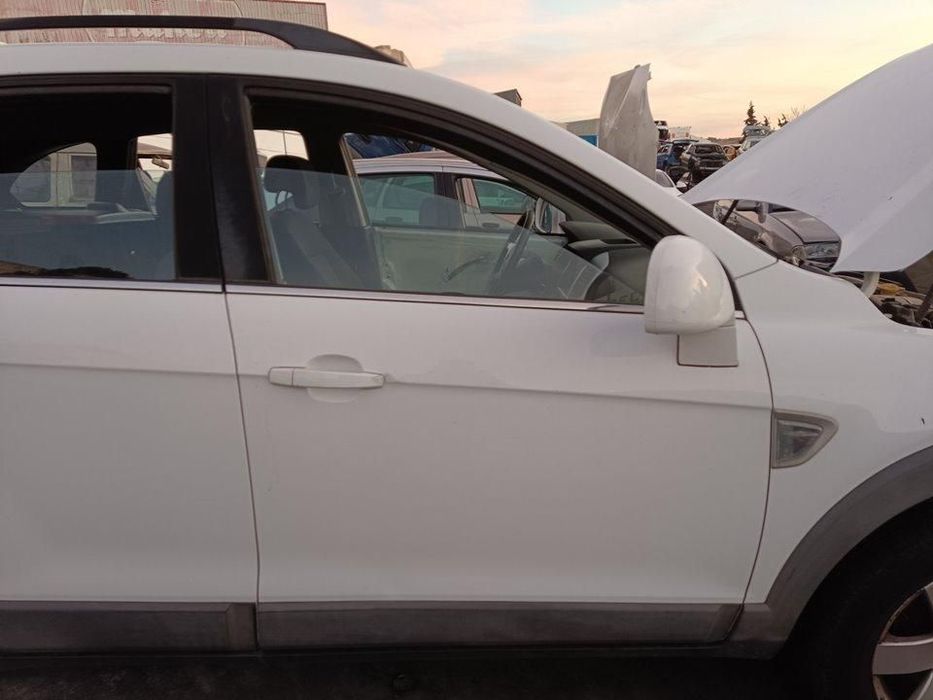 PORTA FRENTE DIREITA CHEVROLET CAPTIVA