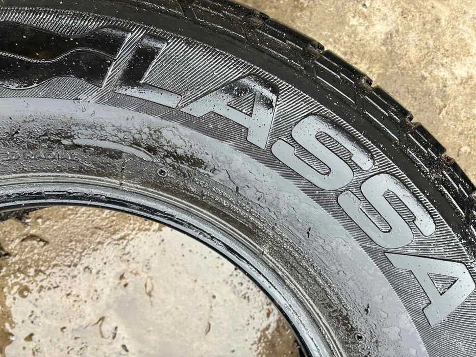 Продам шини б/у у гарному стані