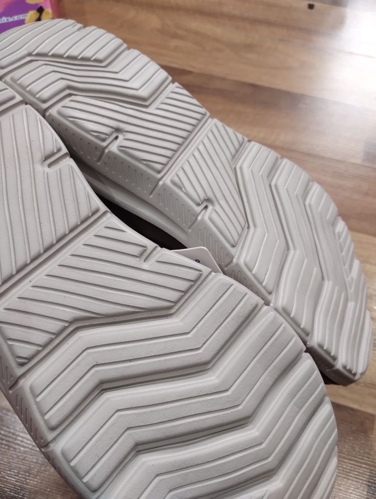Buty męskie rozmiar 42 nowe
