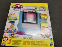 PLAY-DOH CIASTOLINA zestaw piekarnik do pieczenia ciasta NOWY
