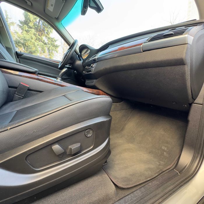 BMW X5 2011 E70 (FL) 35i АТ (306 к.с.) xDrive