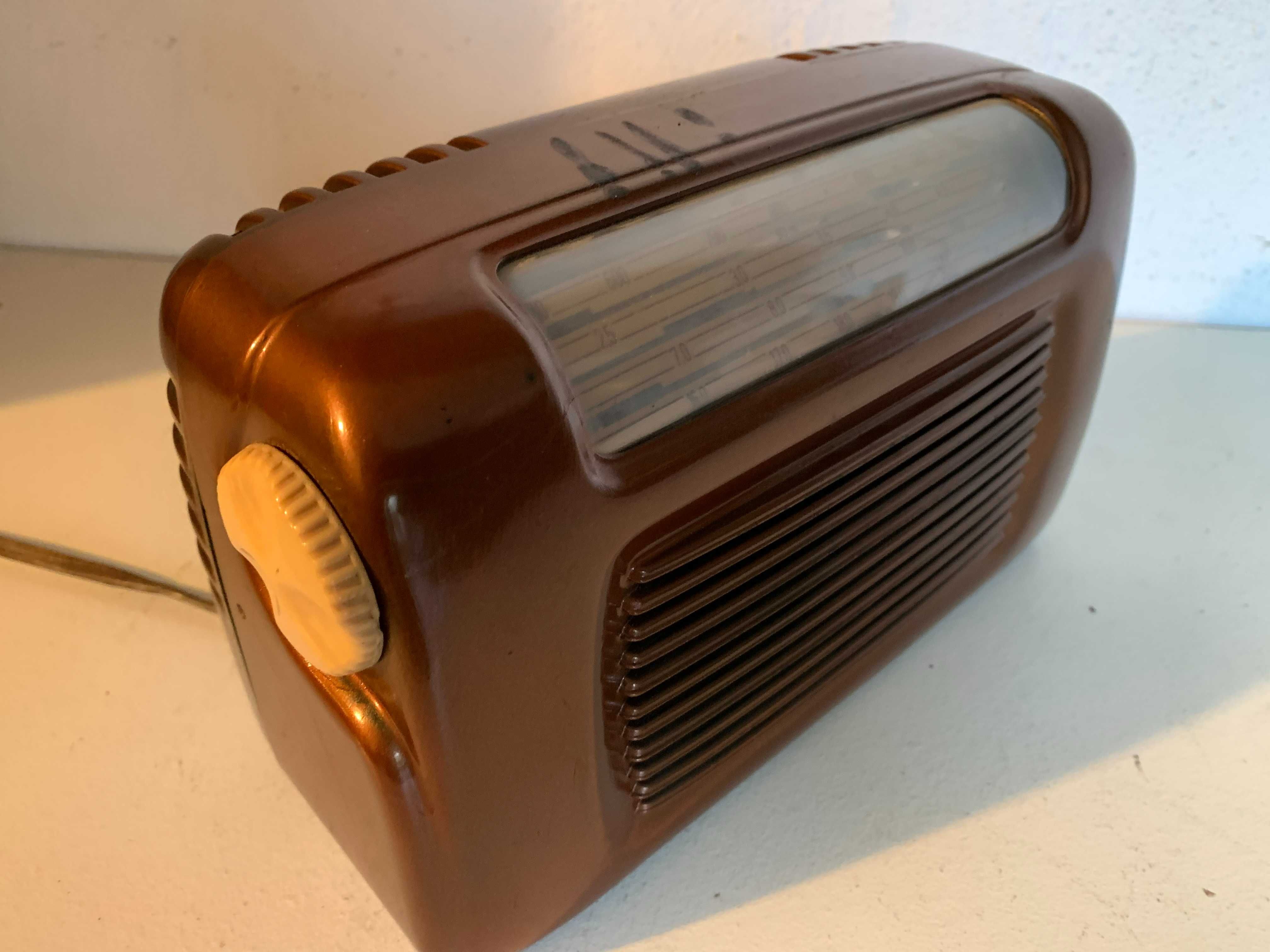 30€ - Radio de 1951 - MARELLI 120