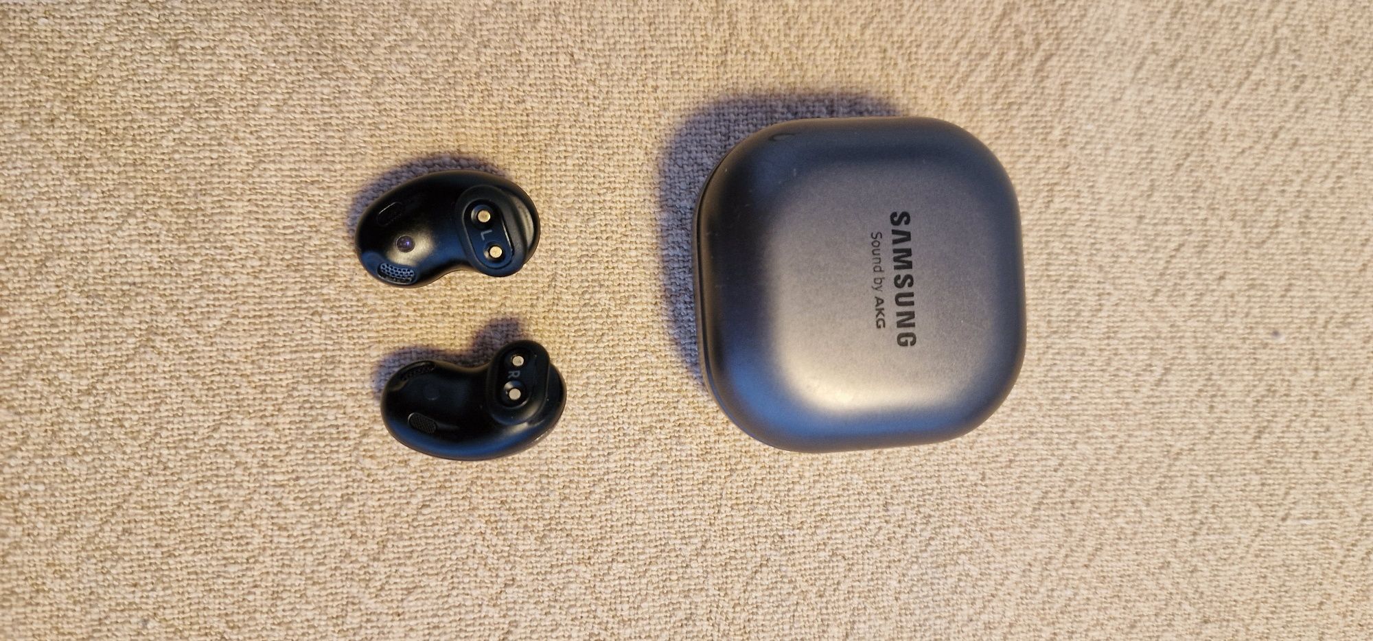 Auriculares Bluetooth True Wireless SAMSUNG Galaxy Buds Live