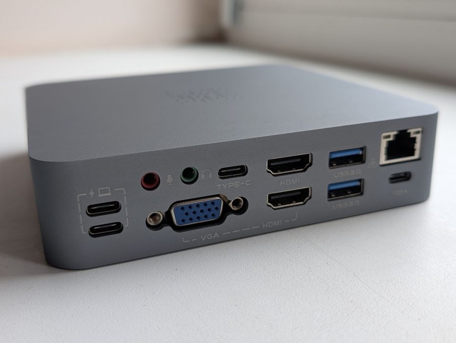 Док станція для MacBook