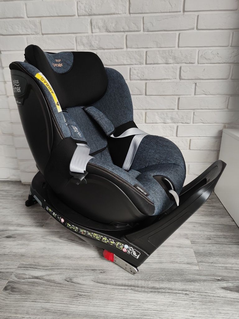 Britax Romer DUALFIX M i-SIZE | fotelik samochodowy