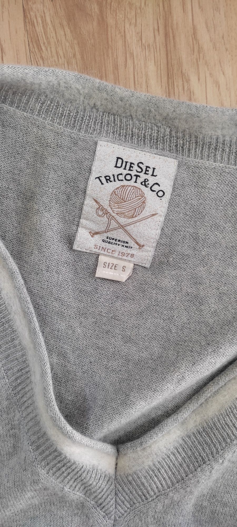 Diesel sweter męski S