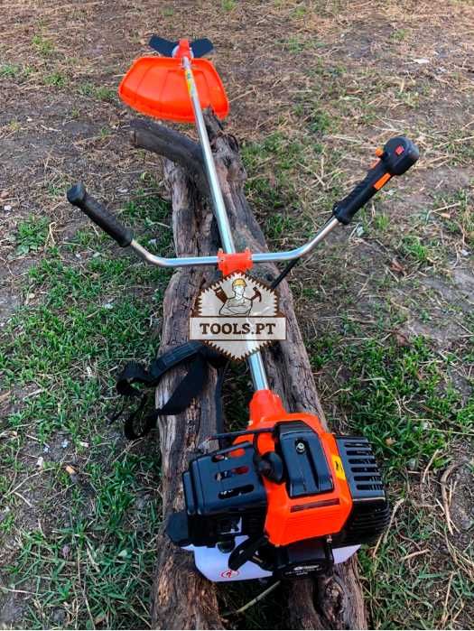 Roçadora com 55cc