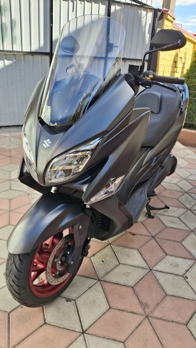 Suzuki Burgman 400 2018